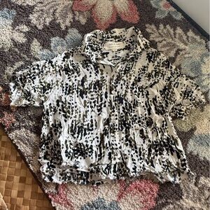 Cloth & Stone Leopard Print Blouse